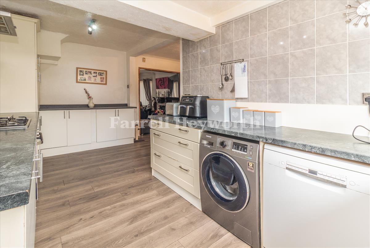 Kitchen image 2