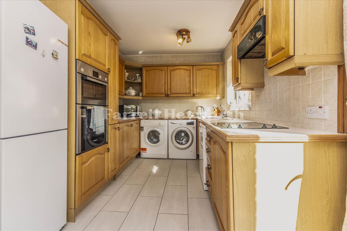 Kitchen c
