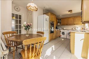 Kitchen d