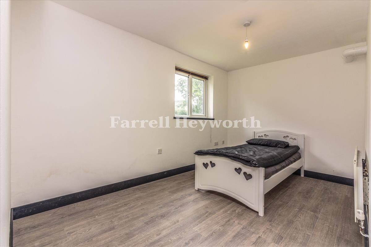 Bedroom b