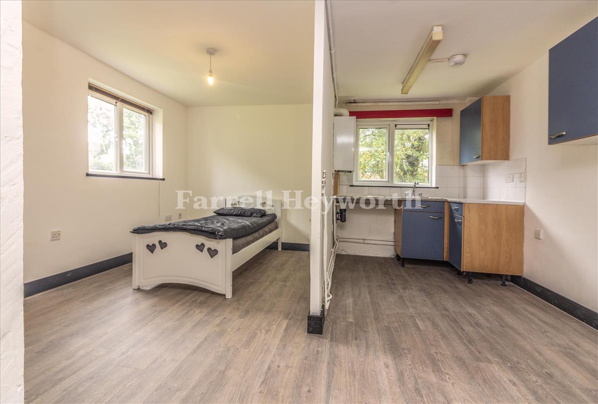 Open Plan b