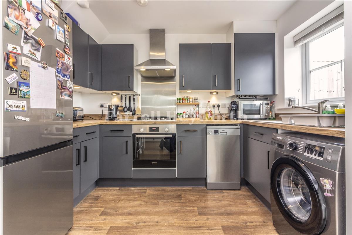 Kitchen b