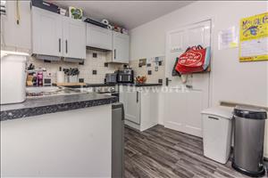 Kitchen c