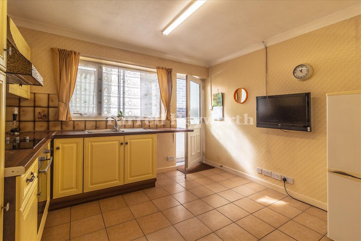 Kitchen image 2