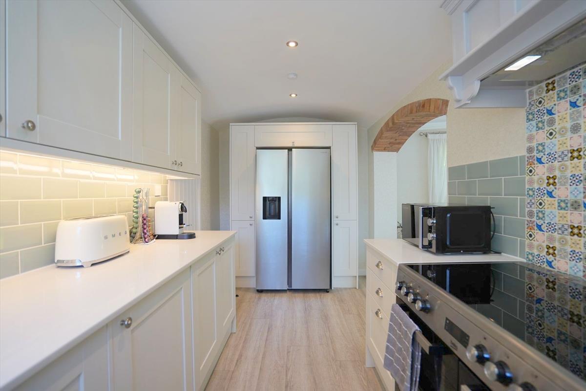 Kitchen 1