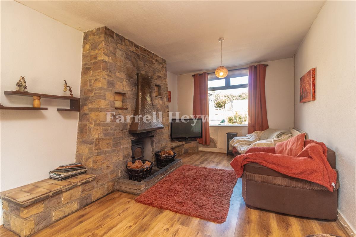 Lounge image 3