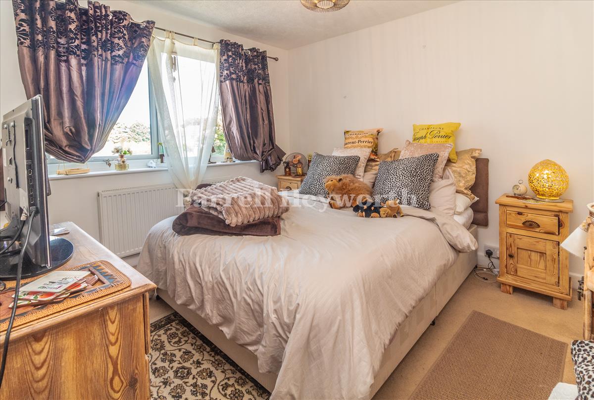 Rear Bedroom