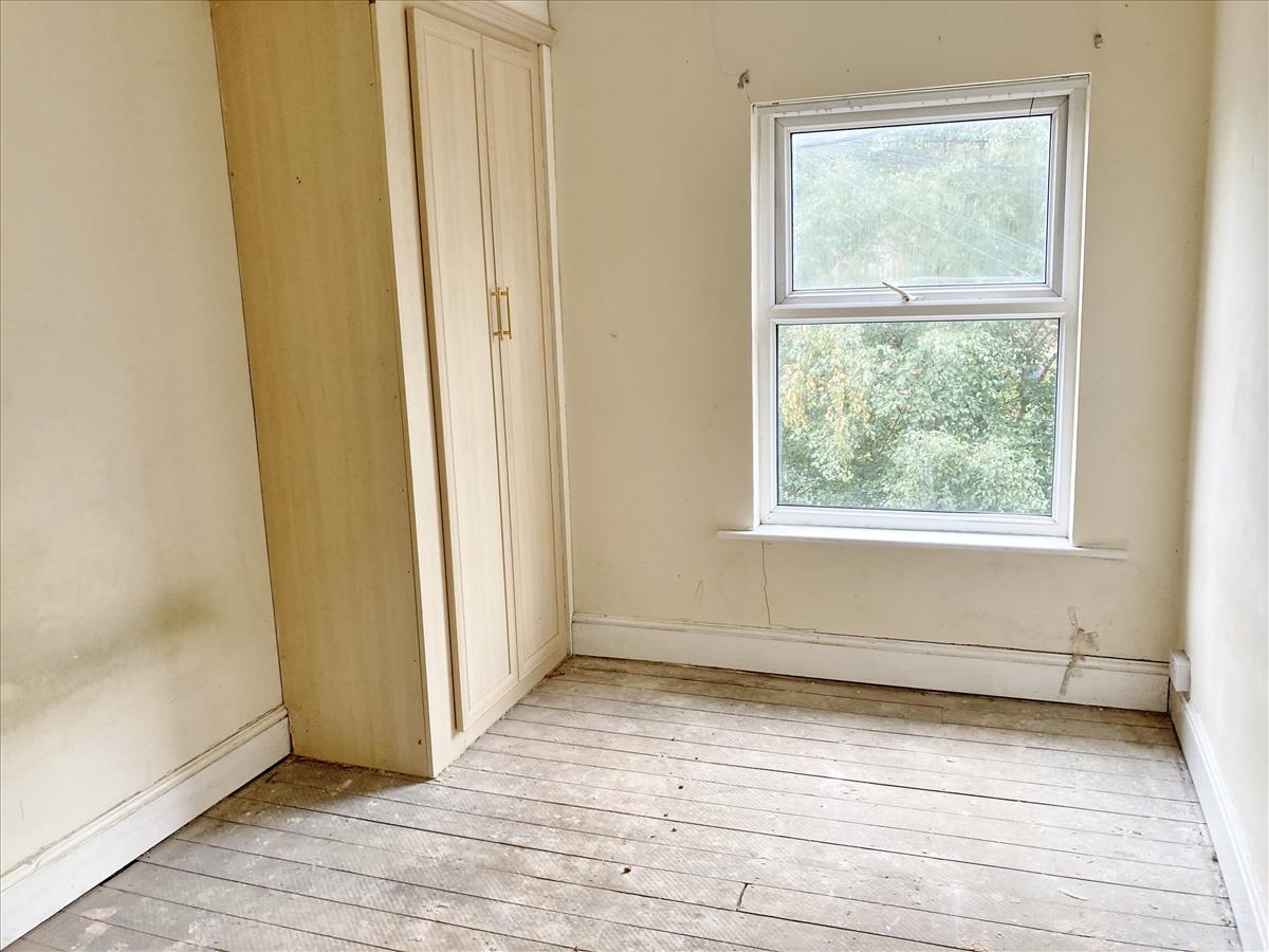 Upper Bedroom