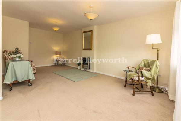 Open Plan j