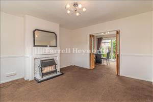 Lounge image 3
