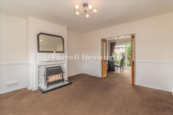 Lounge image 3