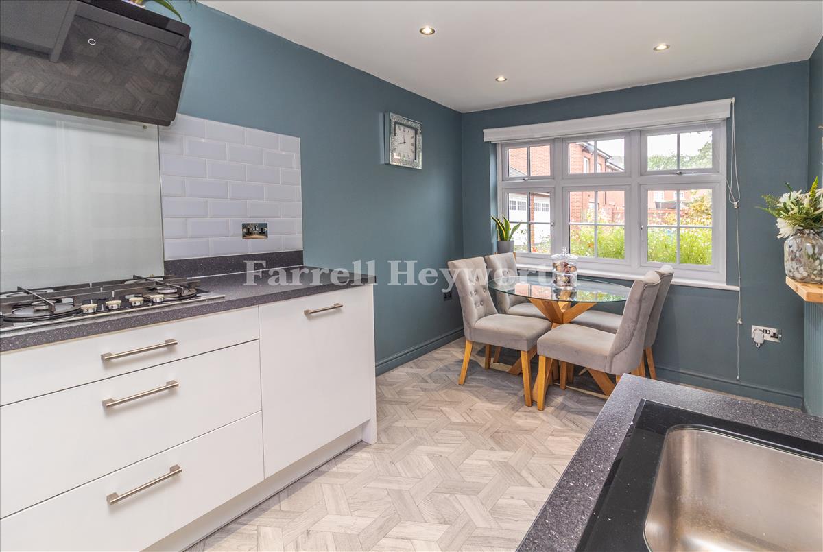 Kitchen Diner image 2