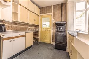 Kitchen b