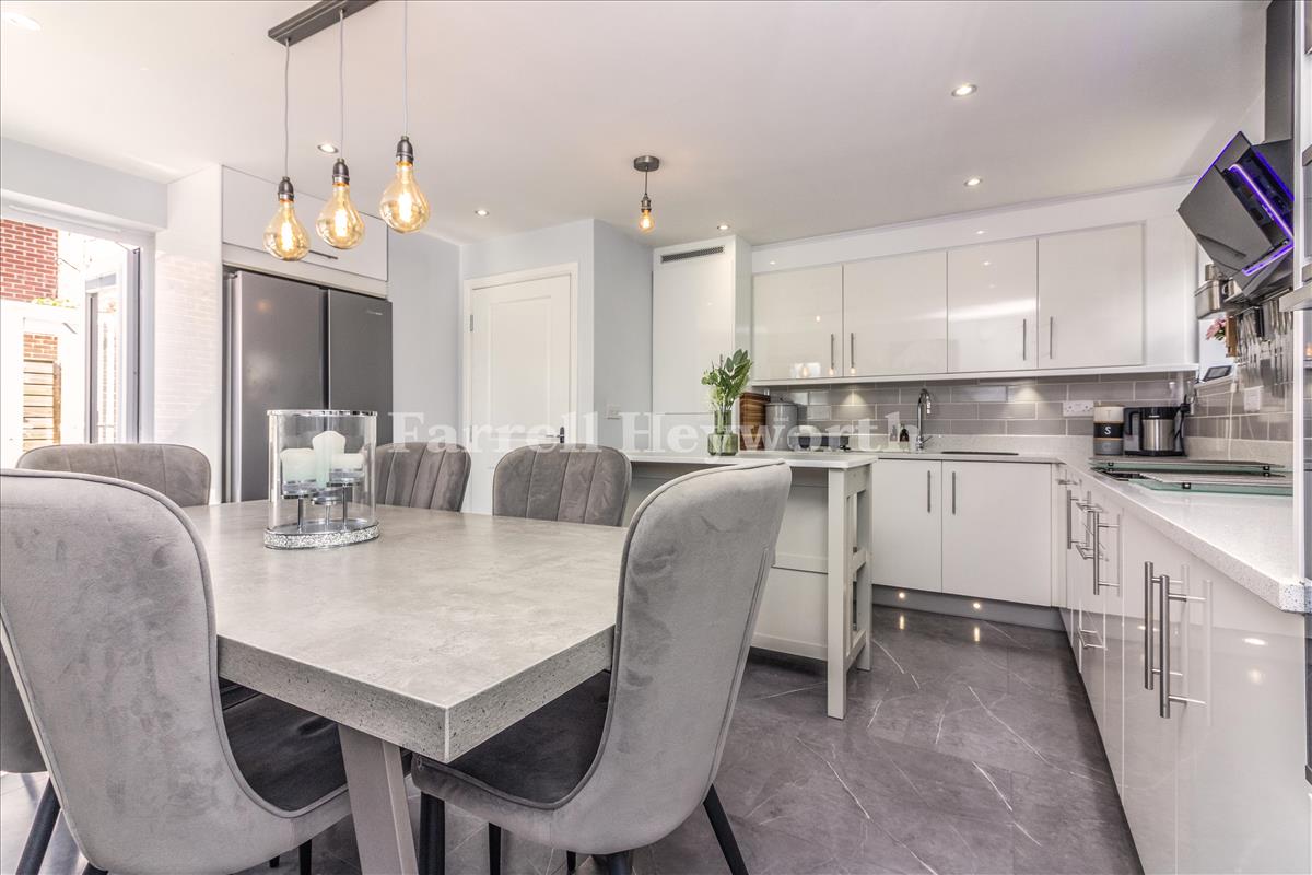 Kitchen s