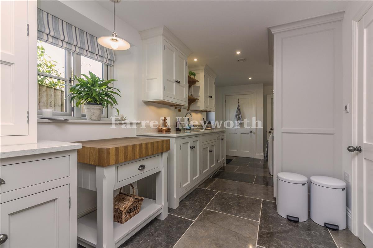 Kitchen d