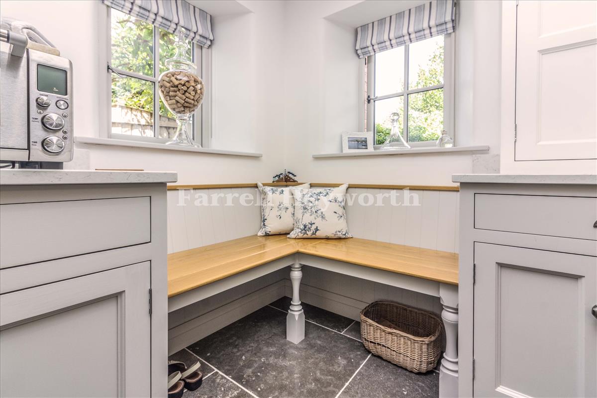 Kitchen e