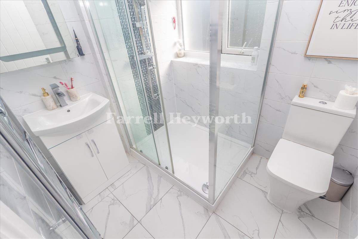 Shower Room image 2