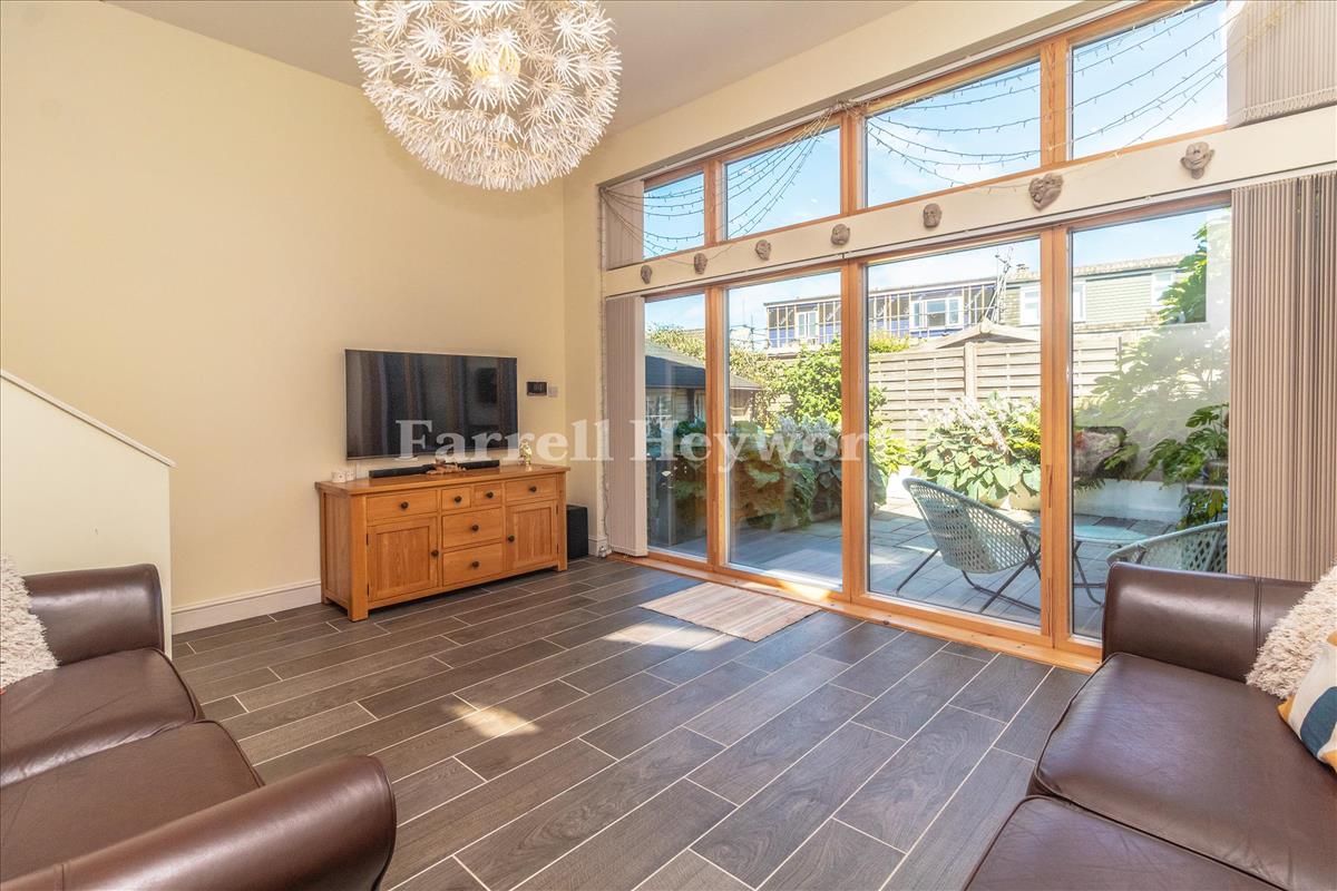 Family Room image 2