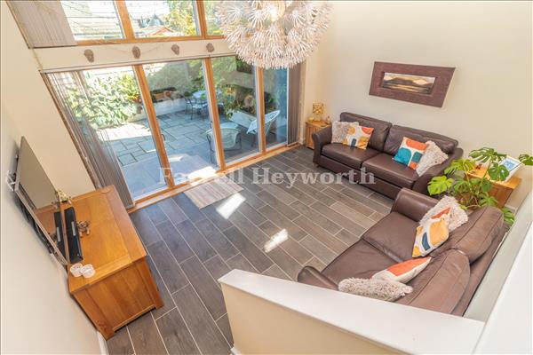 Family Room image 5