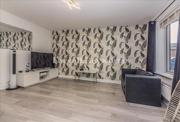 Lounge b