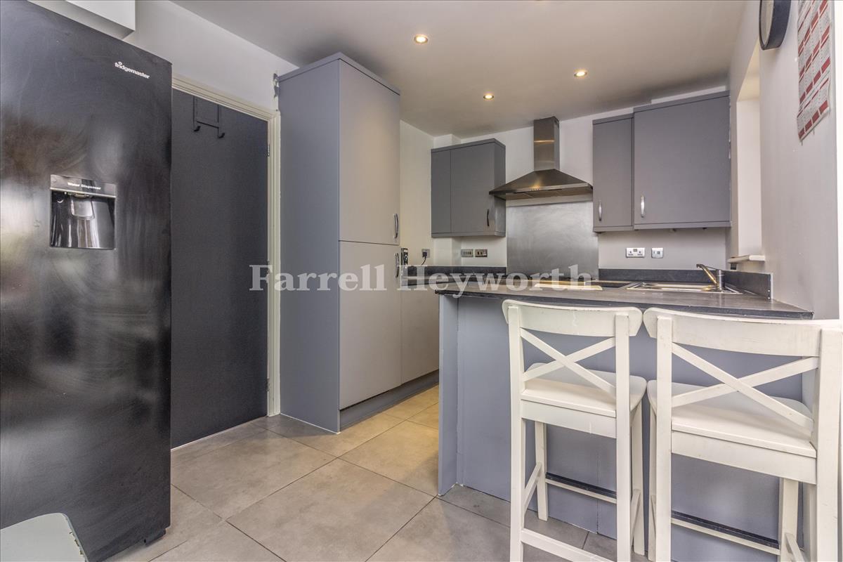 Kitchen e
