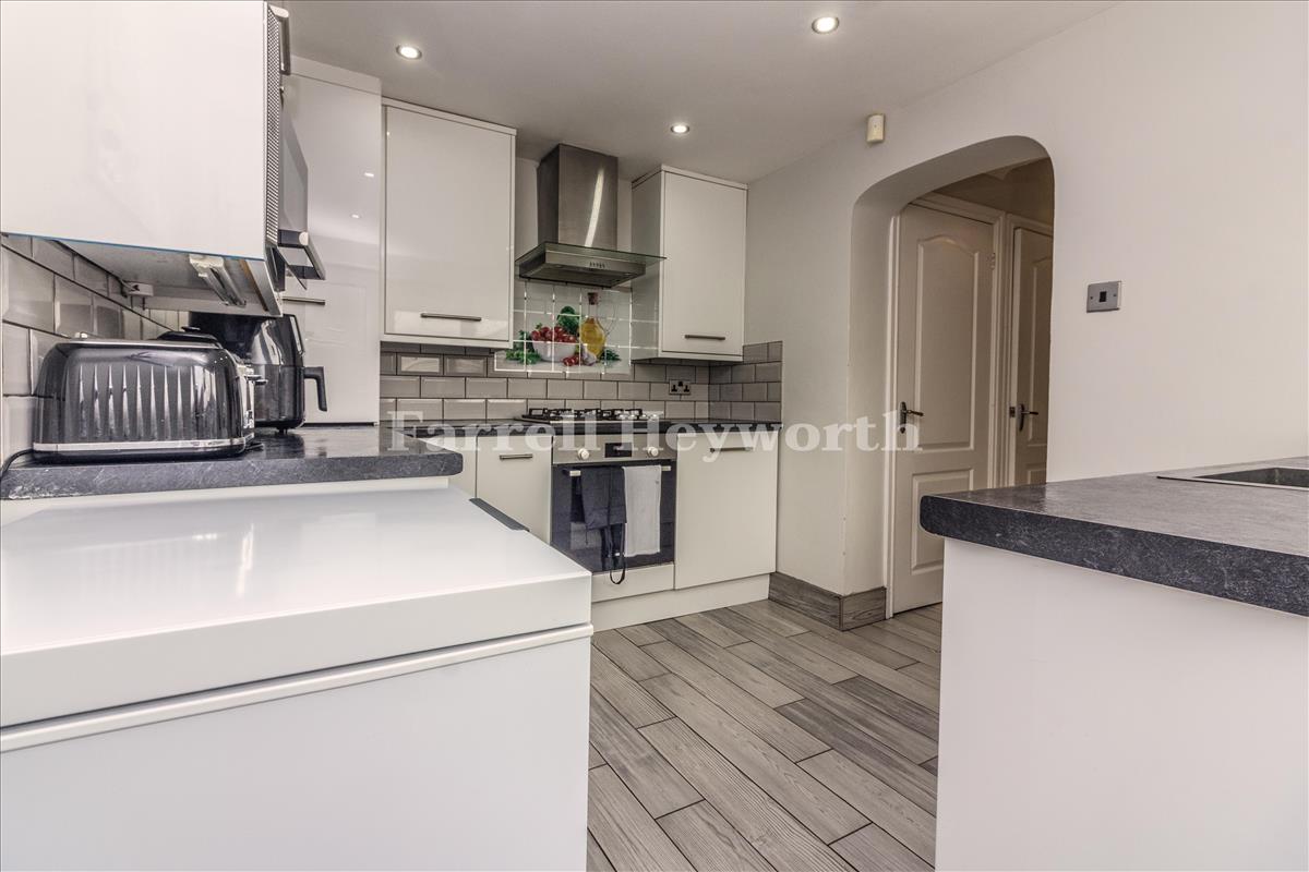 Kitchen b