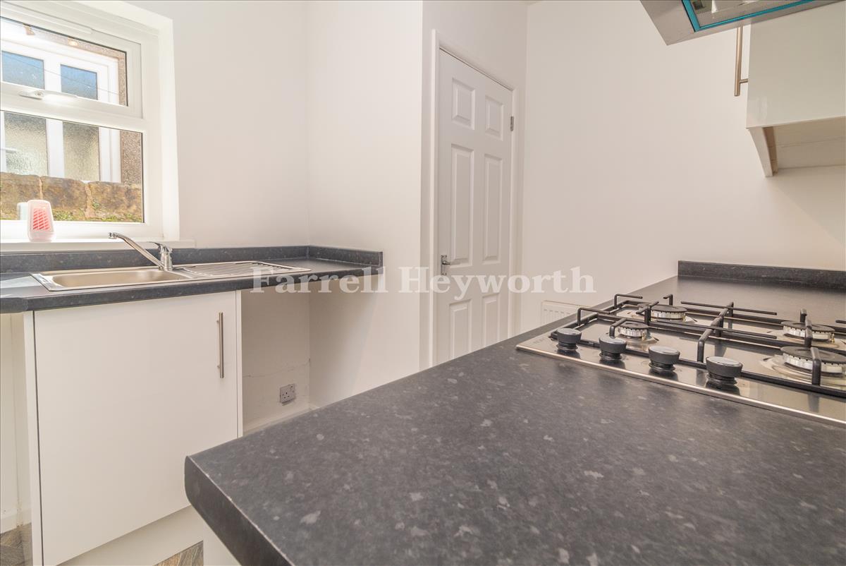 Kitchen image 2