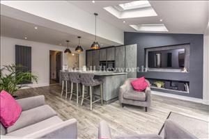 Kitchen g