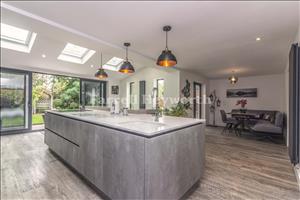 Kitchen k