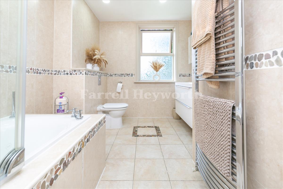 Bathroom view 3