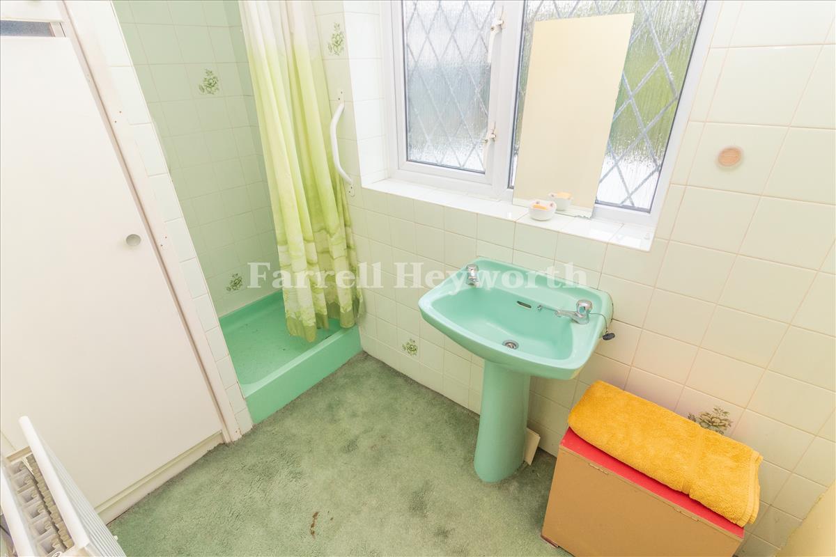 En Suite Bedroom 1