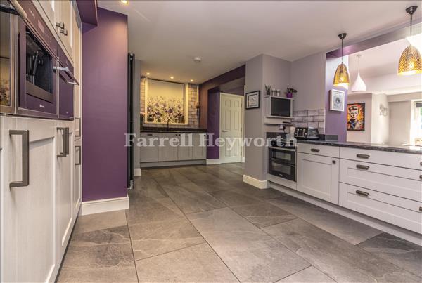 Kitchen e