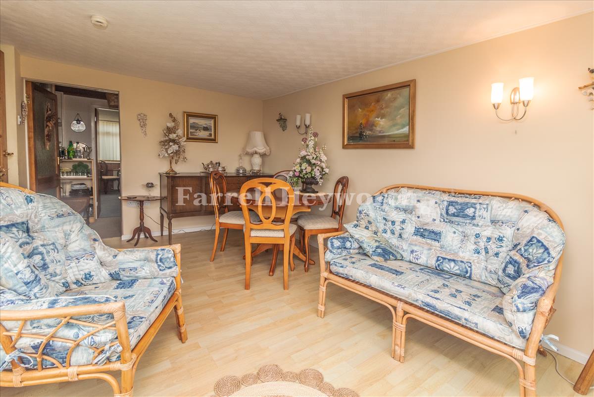 Dining Room image 3