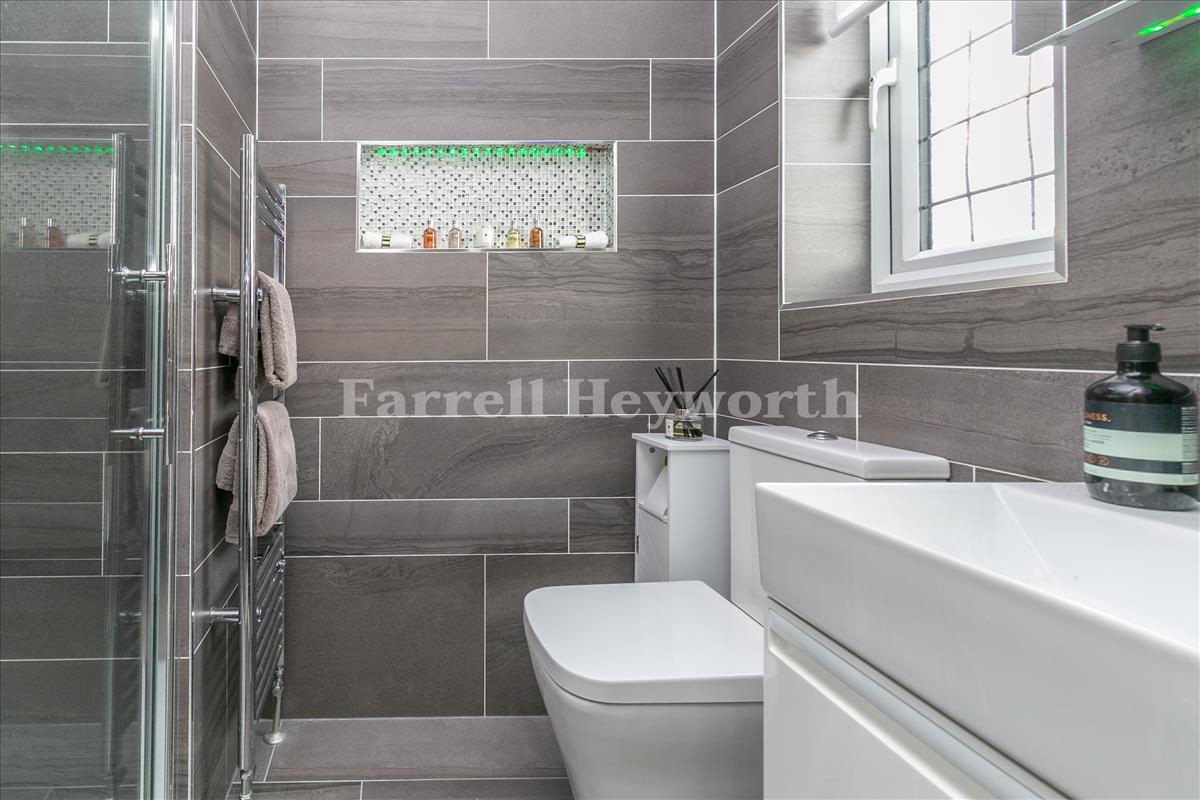 Ensuite