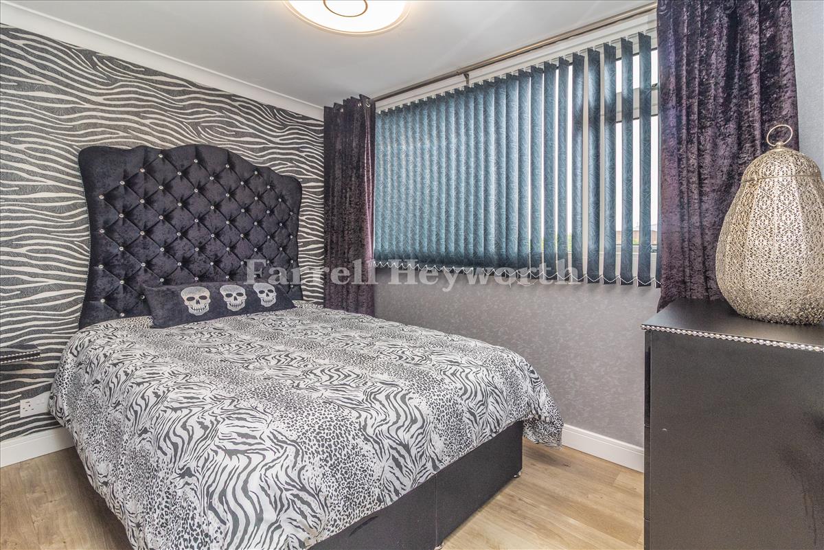 Bedroom 3 image 2