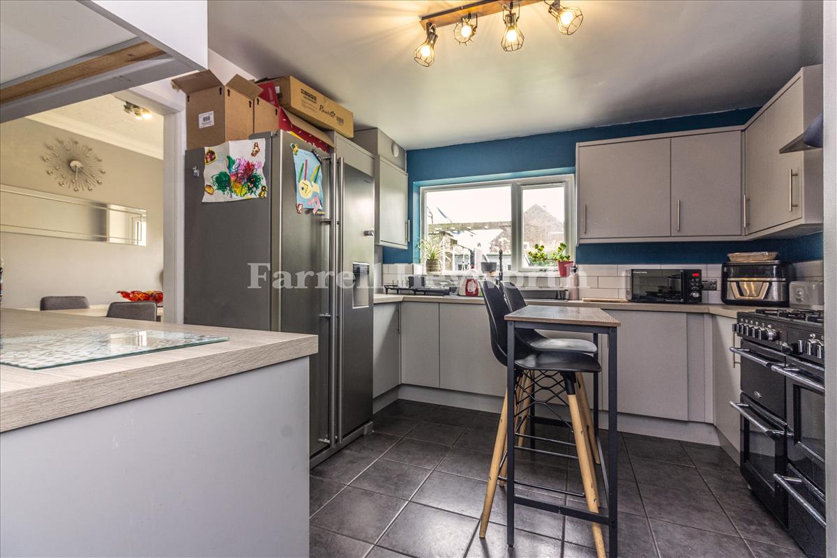 Kitchen c