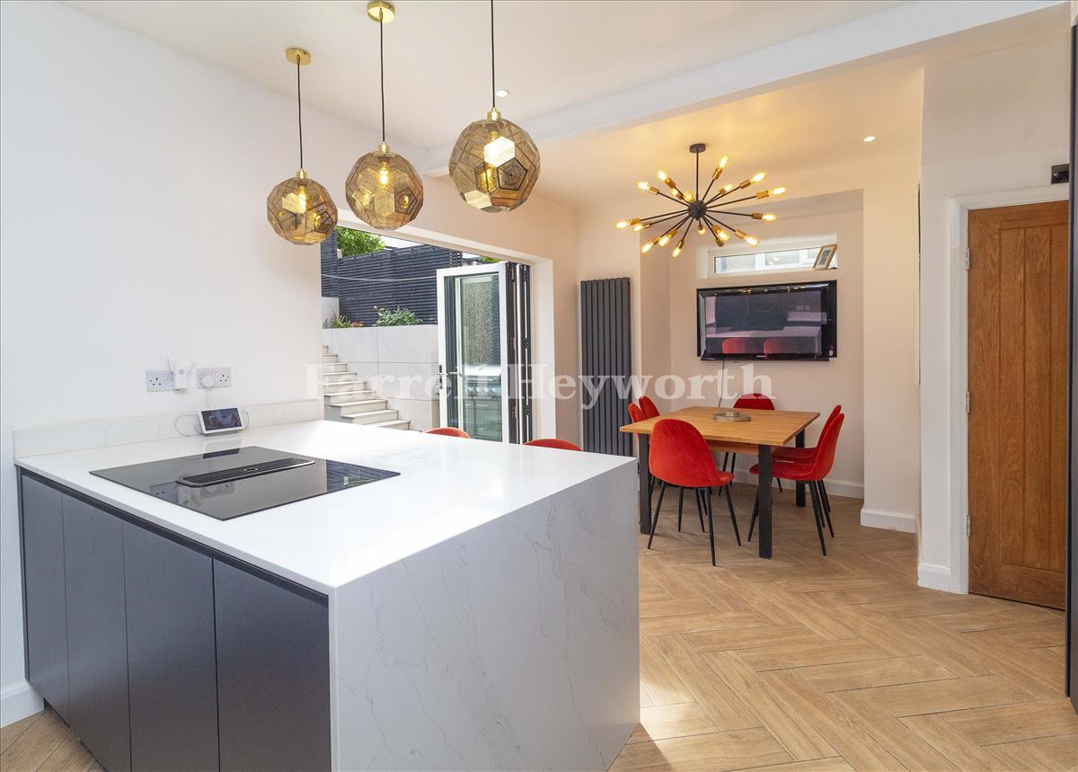 Kitchen Dining 2