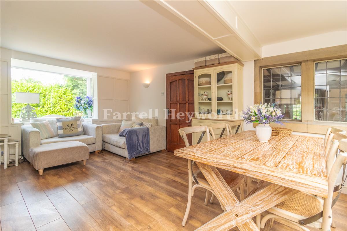 Dining Room image 3