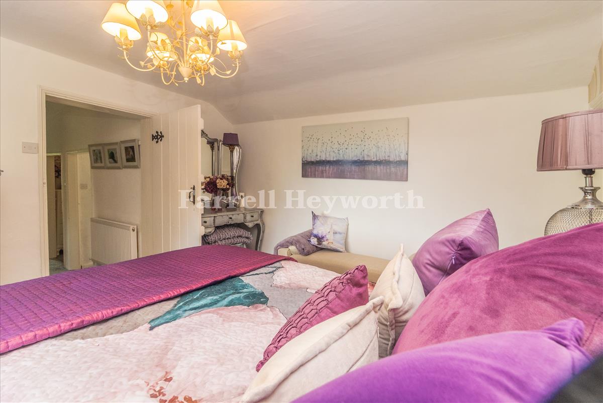 Master Bedroom image 3