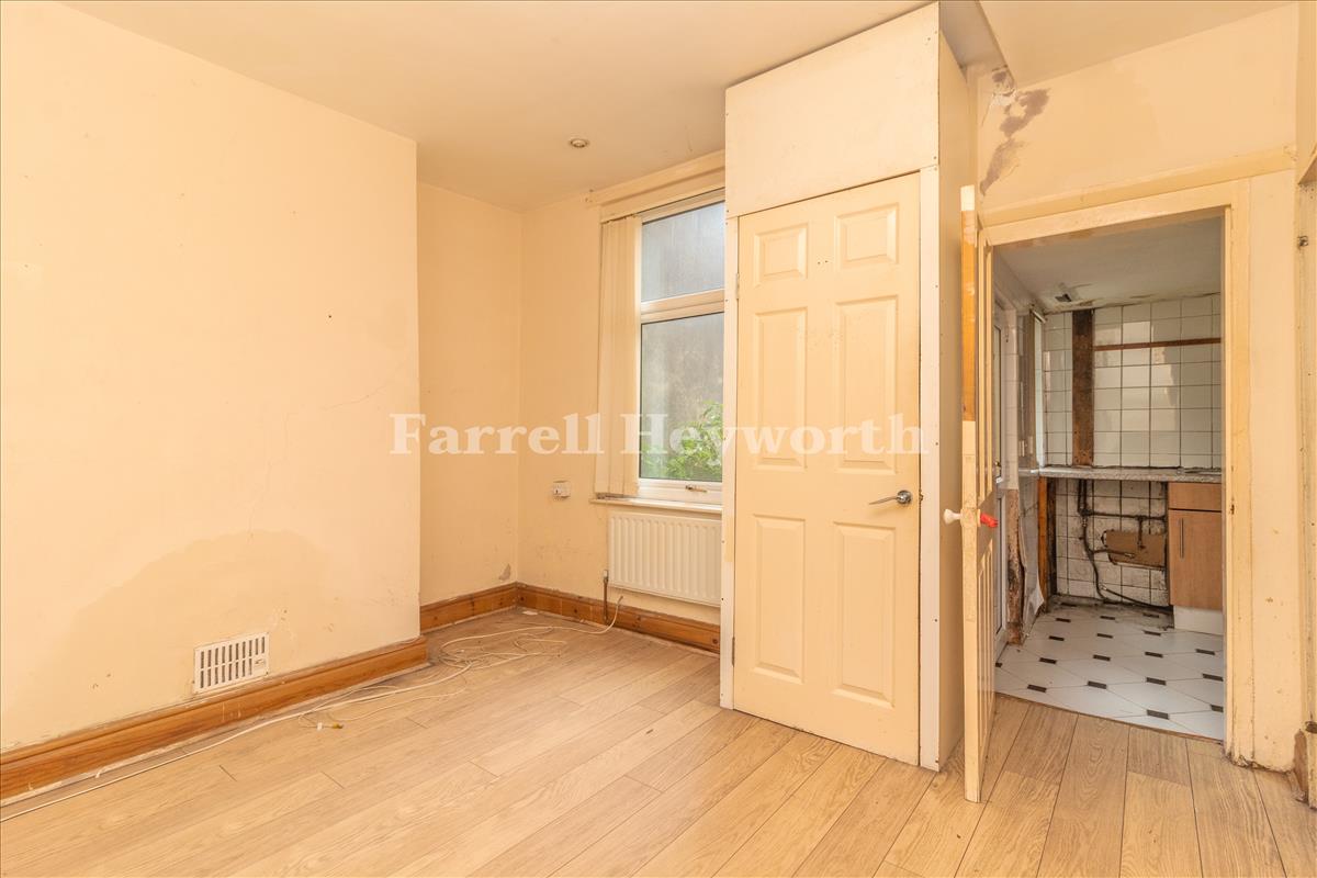 Dining Room image 2