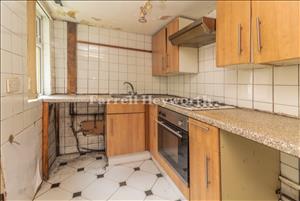 Kitchen image 2