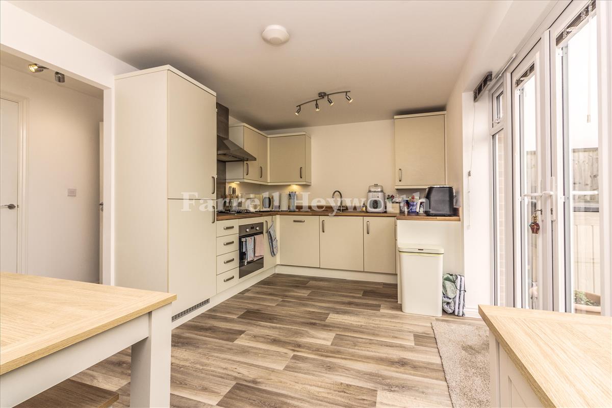 Kitchen f