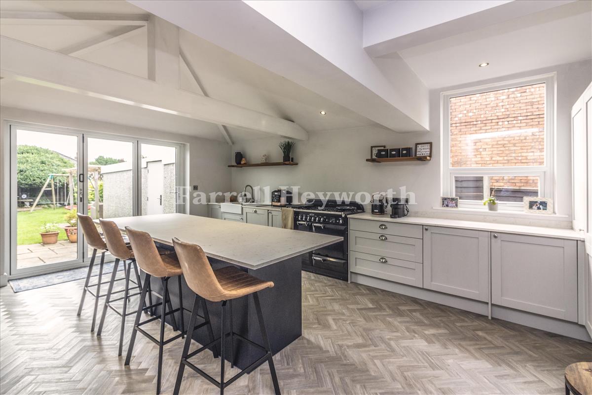 Kitchen b