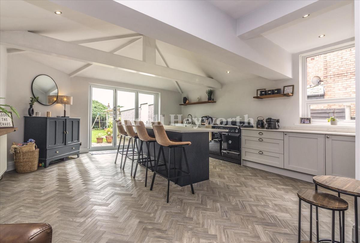 Kitchen h