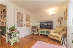 Reception Room 1 image 3