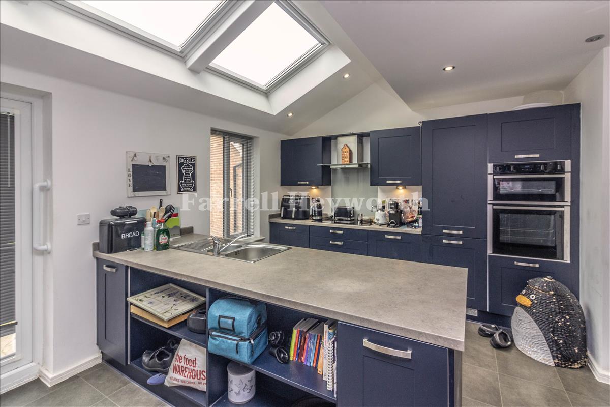 Kitchen b