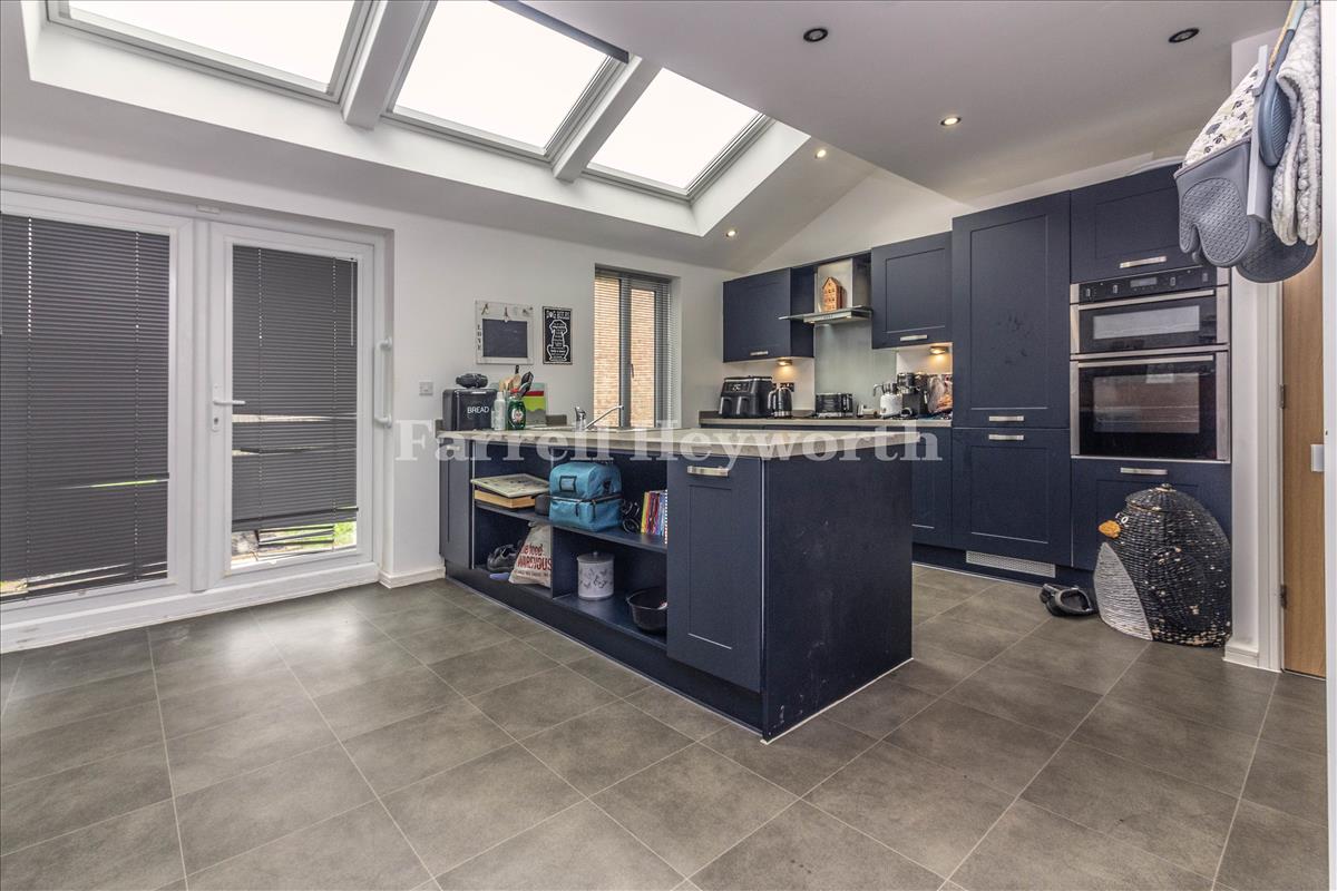 Kitchen e