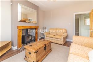 Lounge image 2