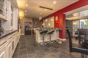 Kitchen d