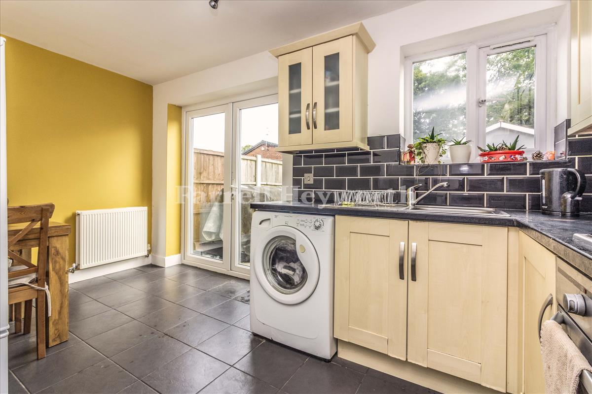 Kitchen b